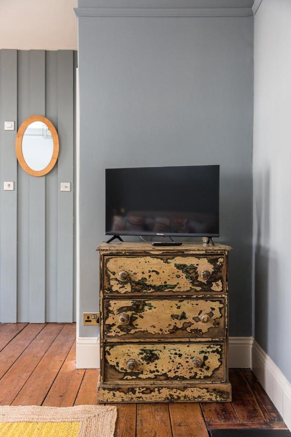 Severnside Press Bnb Newnham  Екстериор снимка